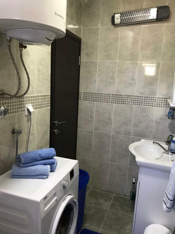 Apartman Djordje 1 Apartamento Budva Exterior foto